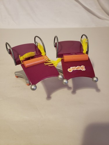 2 Bratz Stylin Studio Hair Salon n Spa Vanity Tassle Chair for Beauty Shop EUC