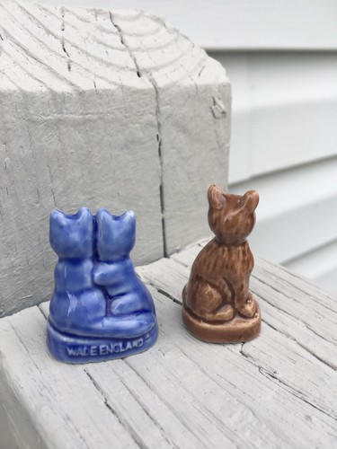 Wade Cat Figurines Red Rose Tea Lot of 2