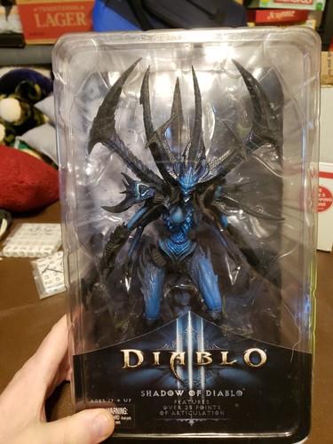NECA ディアブロ9インチ　 DXアクションフィギュア NECA ディアブロ3 DXアクションフィギュア 9インチ 美品 - メルカリ