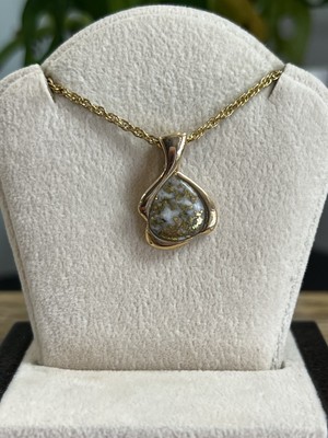 Natural Gold in Quartz Custom Pendant 14 Kt.  JEWELRY PDL105SQX