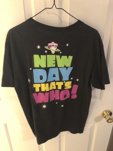 wwe new day t-shirt, Size medium