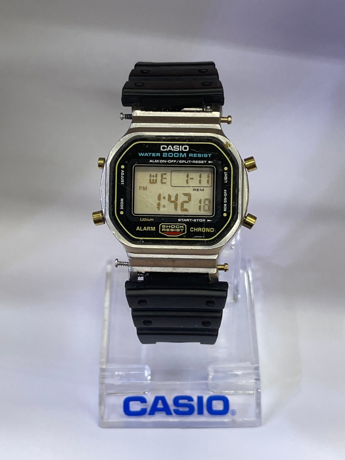 Casio G-Shock DW-5700 Japan Rare Vintage Digital Mens Watch Casio G-Shock DW-5700 Japan Rare Vintage Digital Mens Watch