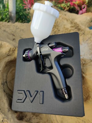 Devilbiss 704533 DV1S Detail Spot Repair Paint Spray Gun w/ Cup  SEALED  NEW  