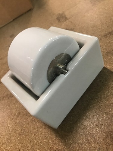 Vintage PORCELAIN IDEAL SENIOR MOISTENER ROLLER STAMP LICKER