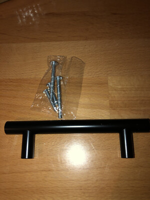 Jeffrey Alexander 146MB Key West Pull, Matte Black Cabinet Handles.