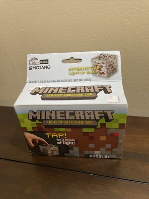 New! MINECRAFT LIGHT UP REDSTONE ORE Interactive Light-Up Block ThinkGeek NEW