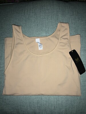 NWT Wacoal NUDE Tank Top NWT 81542 Size 32 Built In Shelf Bra ****