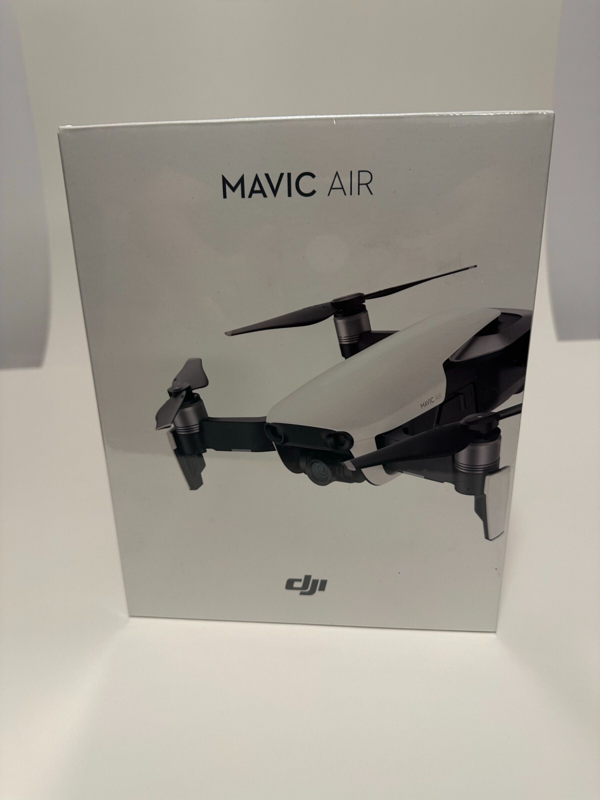【congacon208】dji mavic air ホワイト DJI Mavic Air (Arctic White) - Mavic Air Drone in Stock
