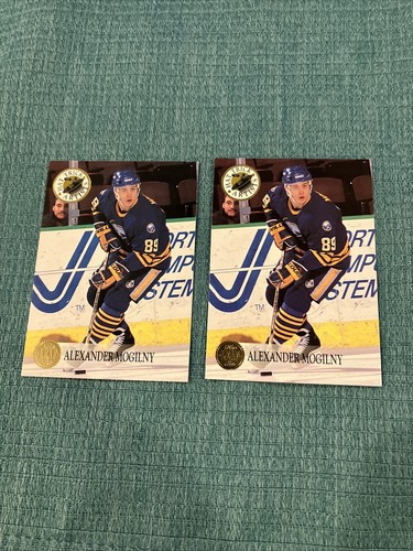 1993-94 Alexander Mogilny Leaf Hat Trick Artists #2 (2 Total