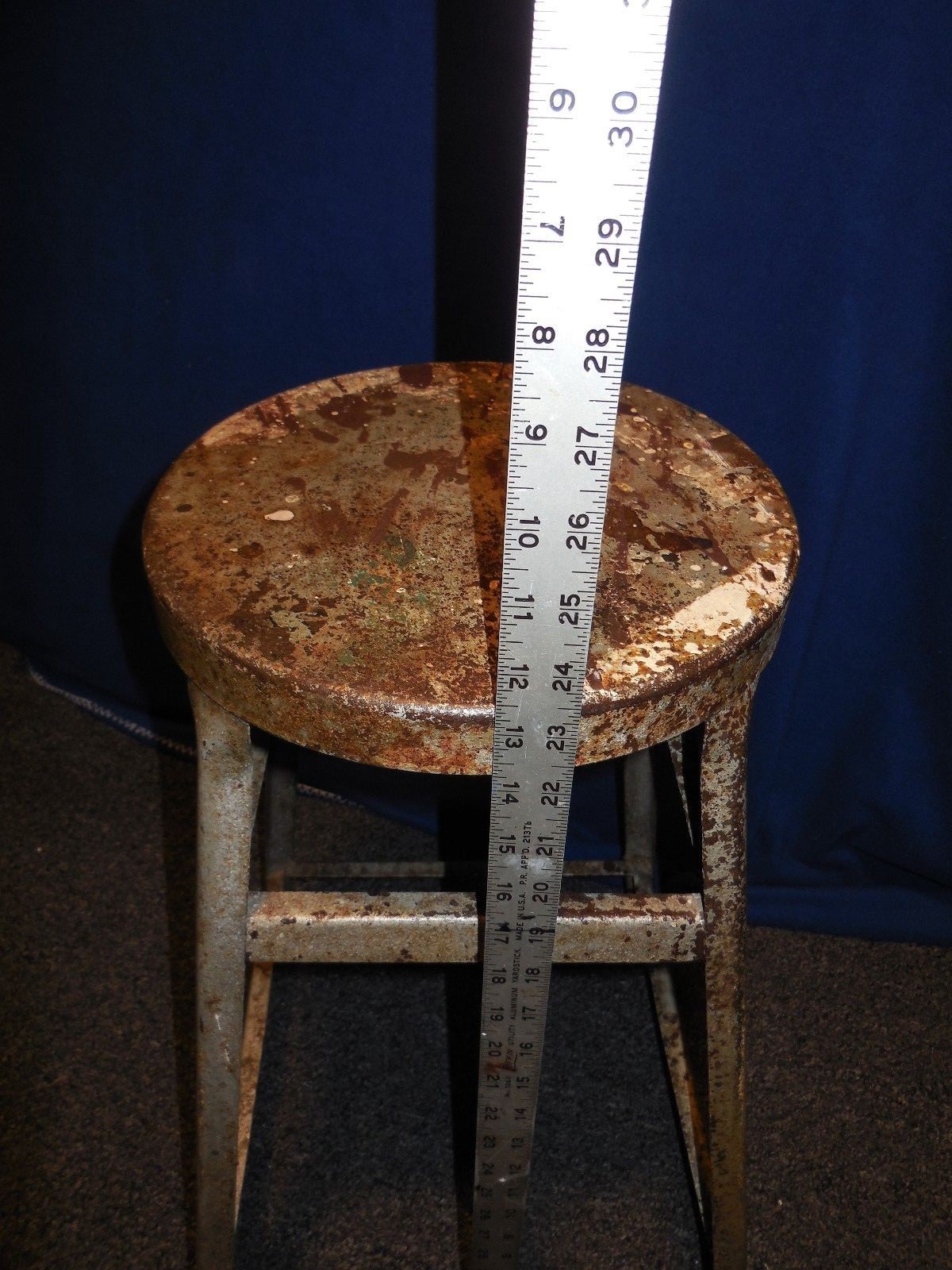 Vintage Metal Sitting Stool Shabby Chic Rusty Industrial kitchen bar stool