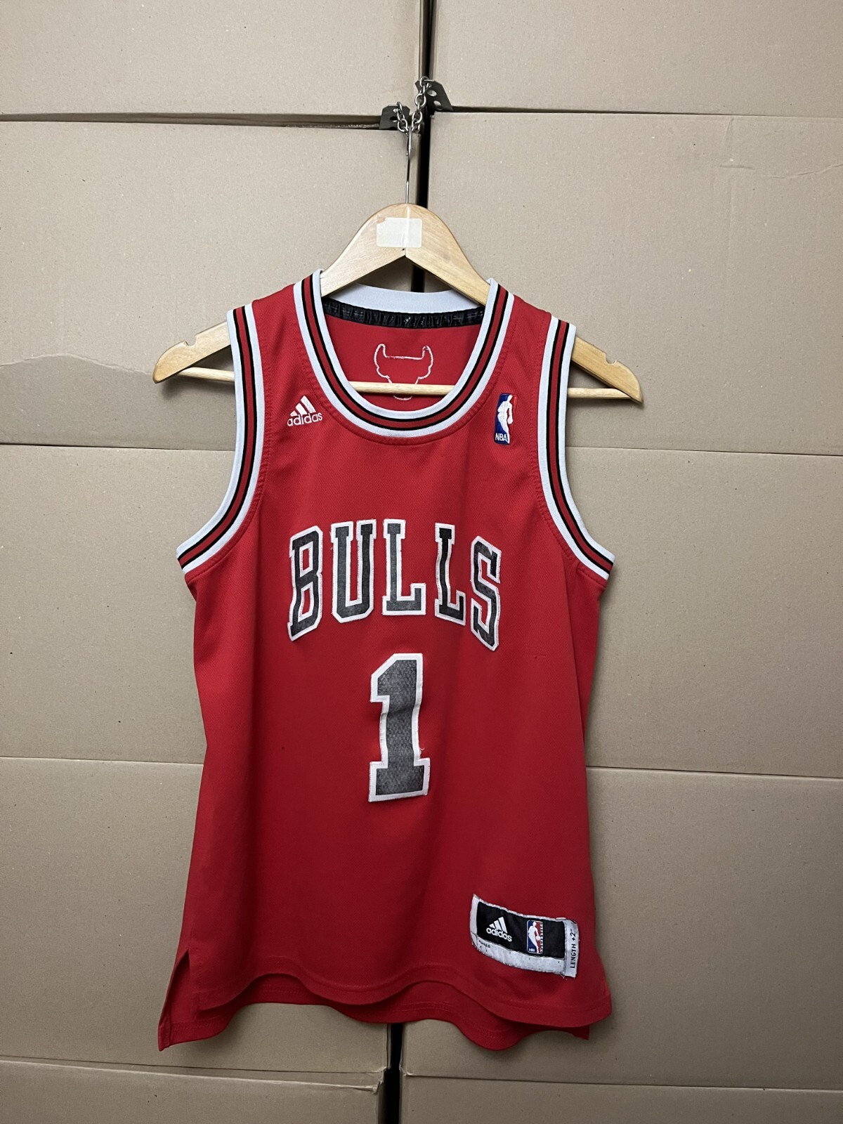 古着 adidas NBA Chicago BULLS VINTAGE CHICAGO BULLS ADIDAS NBA WHITE RED AUTHETIC
