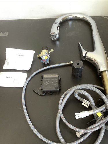 American Standard Selectronic Avery Pull-Down Spray Kitchen Faucet 4901.380 E12