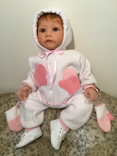 ?? LEE MIDDLETON EVA EXTREMELY RARE HTF MIB WHERE’S MY MITTENS WINTER BABY ????