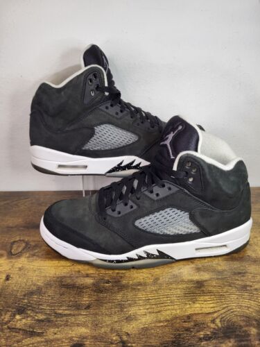 Nike Air Jordan 5 Retro Mid Moonlight Oreo Size 8.5 CT4838 Nike Air Jordan 5 Retro Mid Moonlight Oreo Size 8.5 CT4838