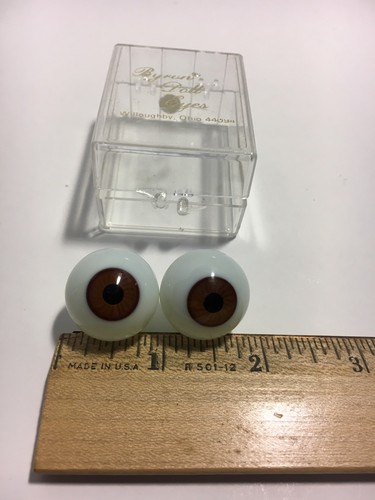 Byron Doll  Eyes Willoughby Ohio ROUND BLOWN GLASS DOLL brown-hazel color 22mm