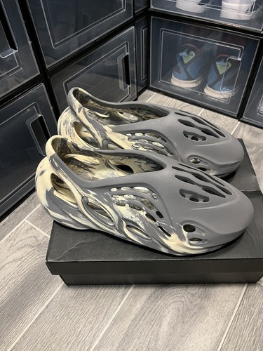 人気話題コラボ！adidas Yeezy Foam Runner MXT Moon Gray $_12.JPG?set_id=880000500F
