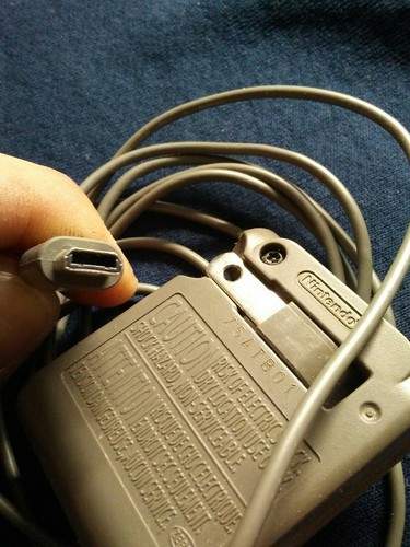 Authentic Nintendo DS Charger