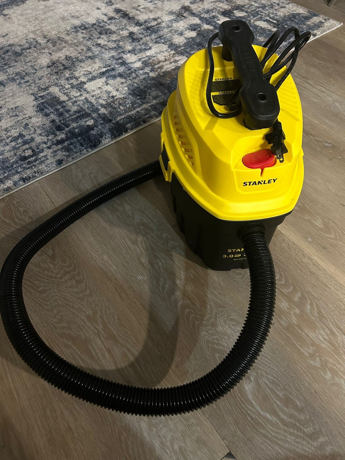 Vacuum Cleaner Stanley Wet/Dry 3 gallon, 3 Horsepower, Porta