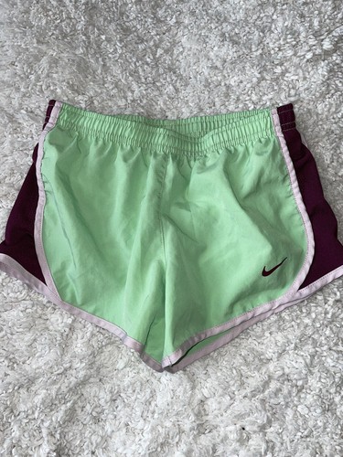 【試着のみ】正規品 美品 NICENESS 23SS SHORTER GREEN Nike girls sz. S light green etc. lined shorts. Cute