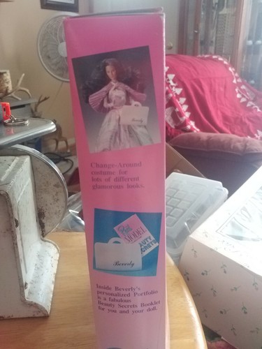 Beverly Johnson The Real Model Collection Doll #54613  1989 Matchbox A3