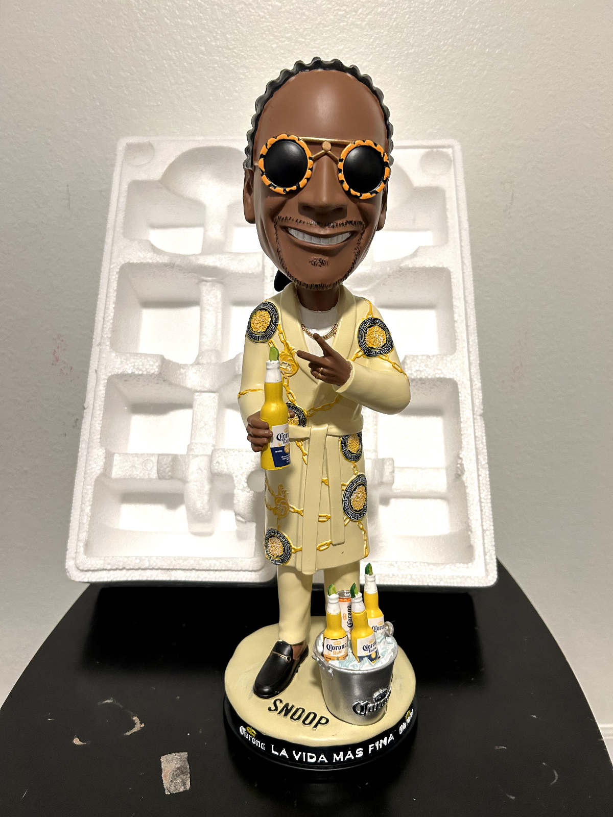 SNOOP DOGG CORONA BEER BOBBLEHEAD DISPLAY BOBBLE HEAD 18