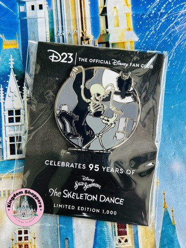 Happy 60th Birthday Walt Disney シルクスクリーン Mickey's 60th Birthday Main Street Lamppost Sign - ID