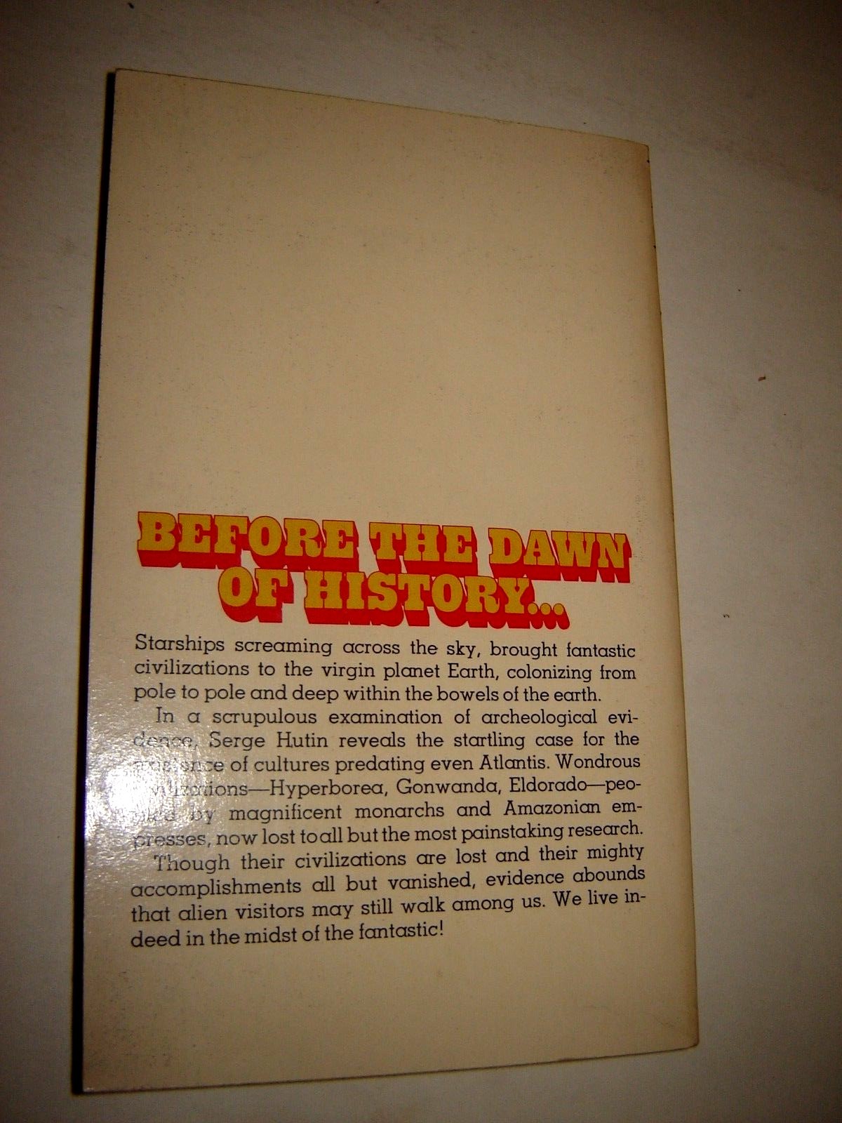 ALIEN RACES AND FANTASTIC CIVILIZATIONS ~ BERKLEY Z2769 1975 SERGE HUTIN UFO