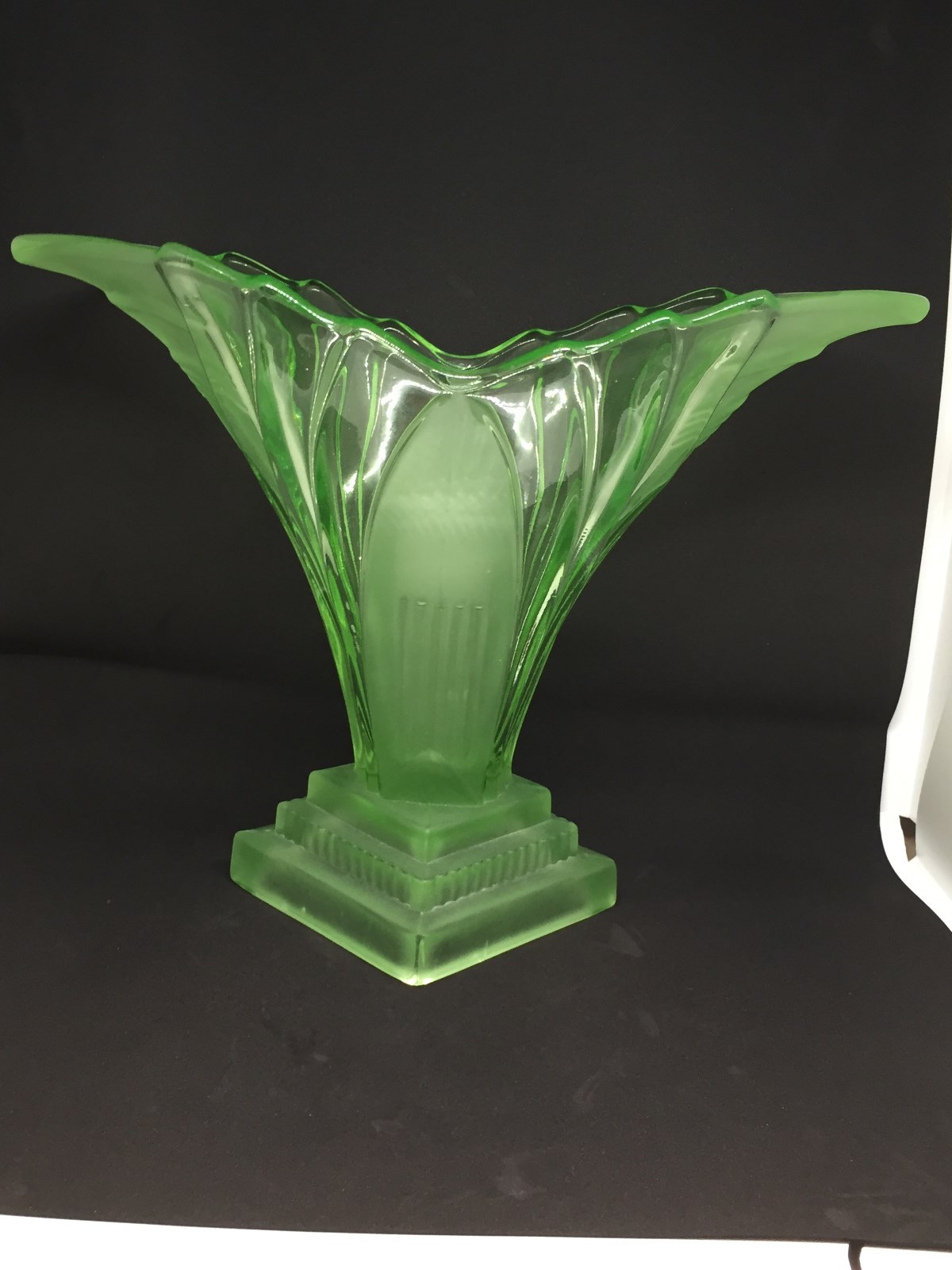 URANIUM GLASS VASE