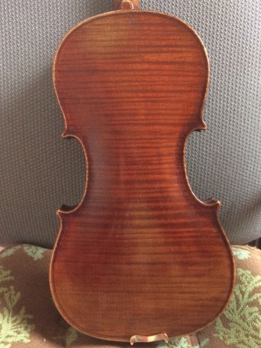 Gorgeous Old Antique 4/4 Violin labeled 