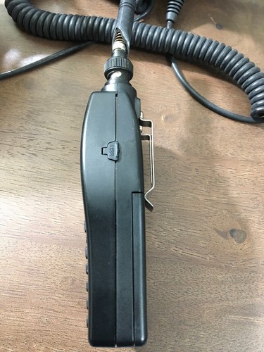 TRACK SCANNER 440  & 2 HEADSETS - NASCAR Racing Teams Listening