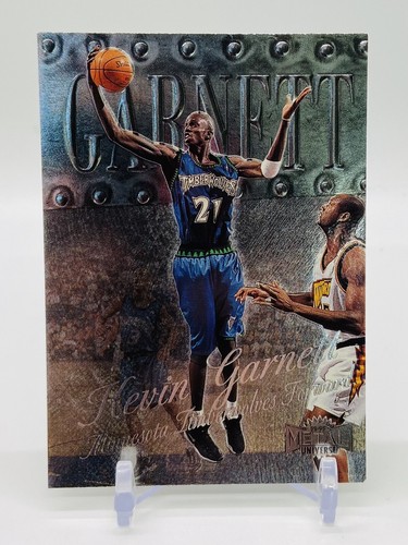 Kevin Garnett 1998-99 Skybox Metal Universe Card #65