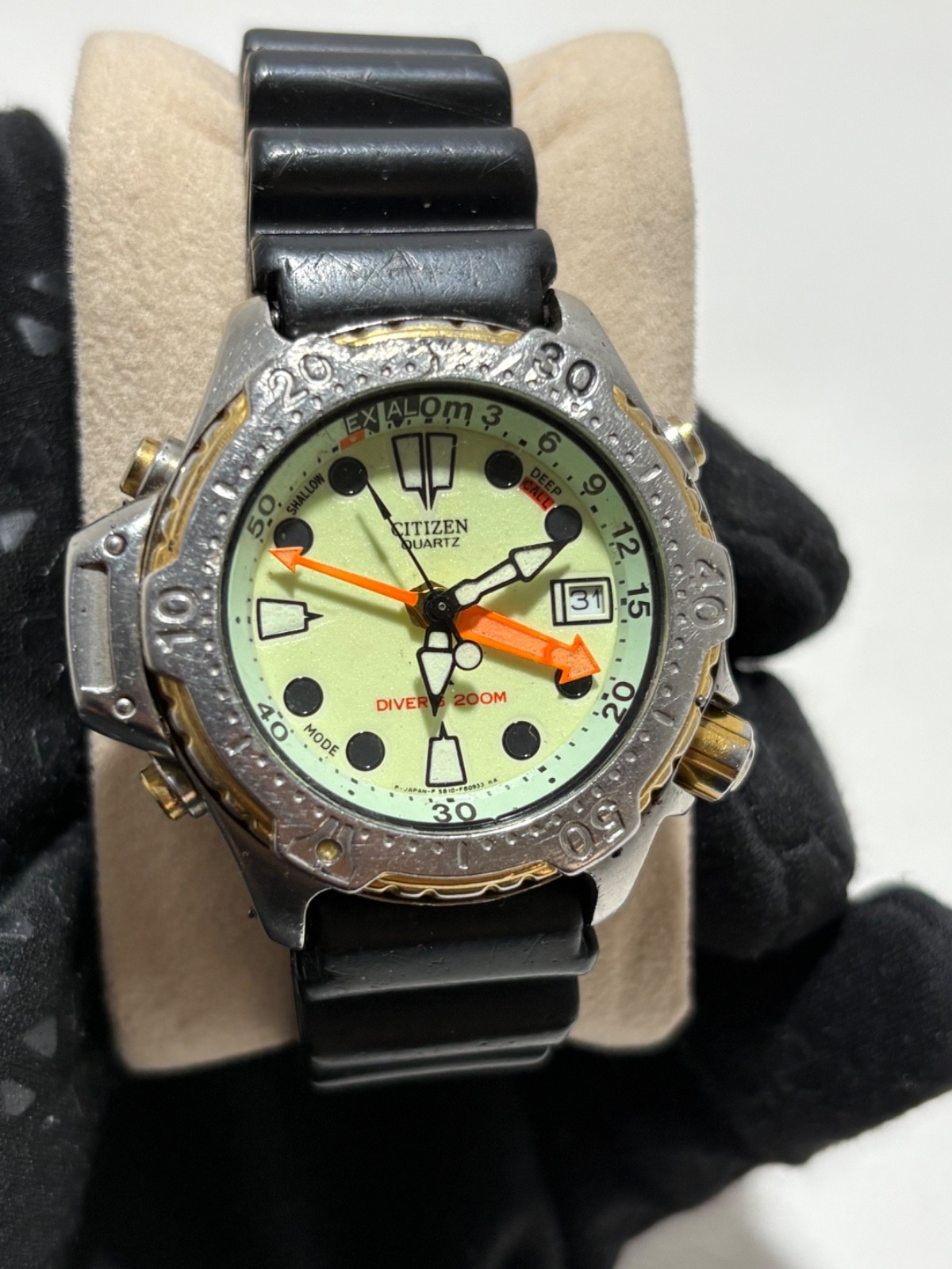 Citizen Promaster Aqualand Diver 5813-F80111 – Quartz 200m – Depth