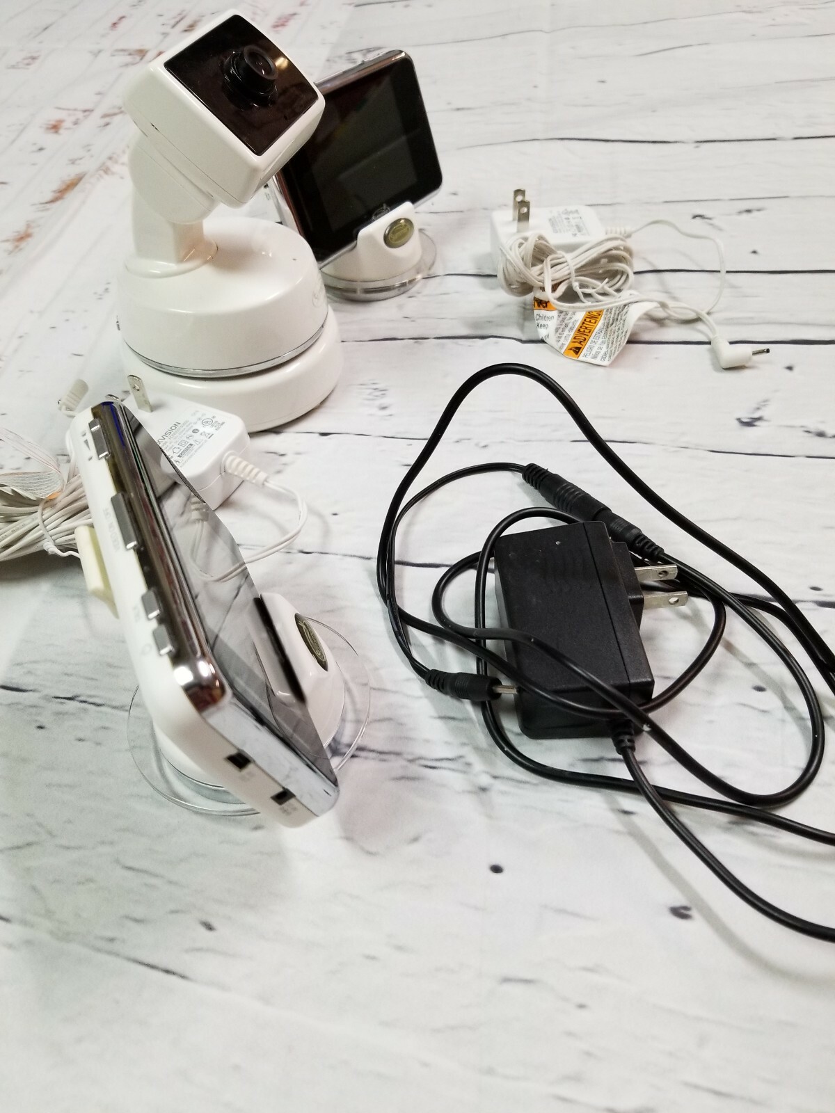 Summer Baby Touch Digital Color Video Monitor 02000Z With Extra Monitor &Charger