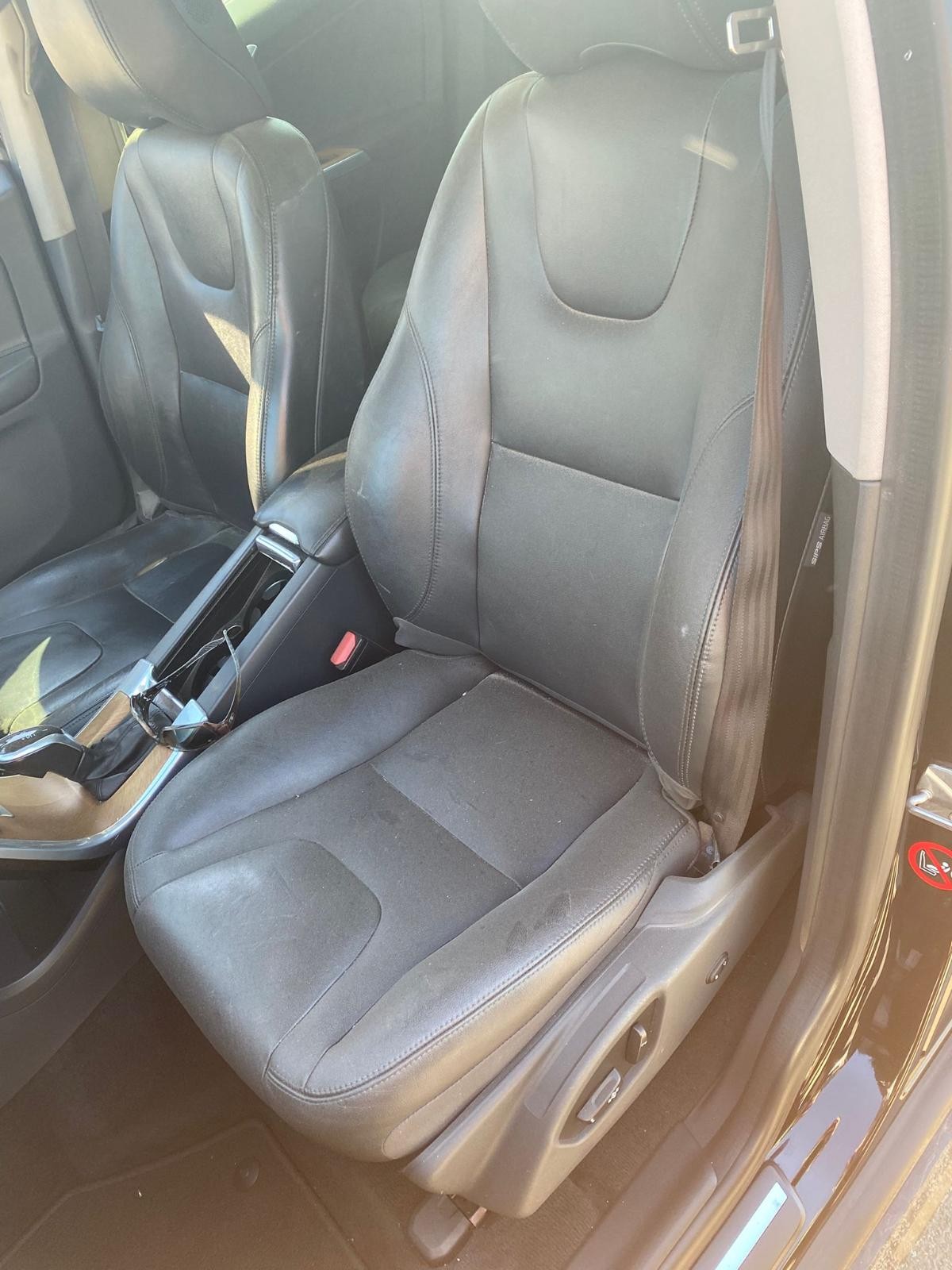 VOLVO XC60 DZ 10/2013-04/2017 SRS A/BAG MODULE - thumbnail 4