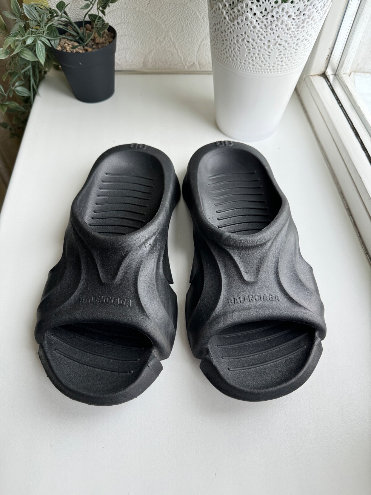 Balenciaga バレンシアガ Mold Slide Sandal Men's Balenciaga Mold Slide Sandals Black Size US 11 EU 44