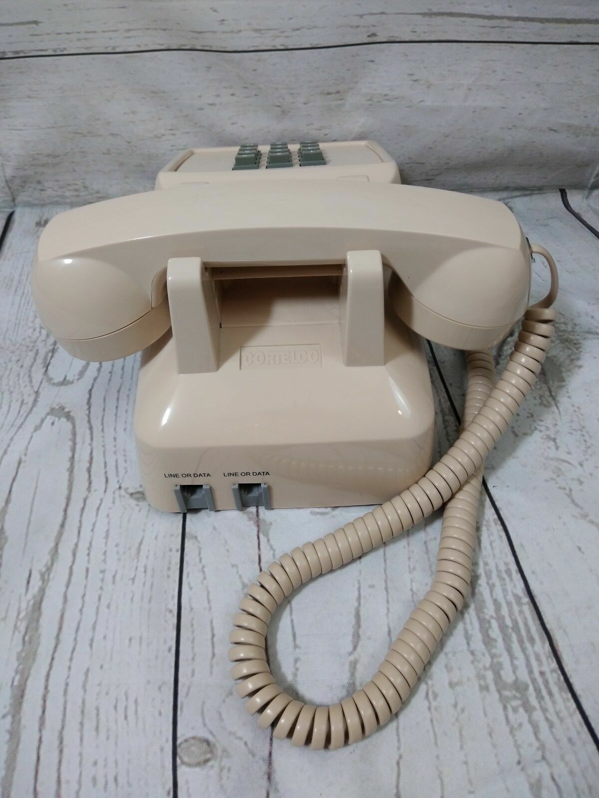 Pristine Cortelco 250000-VBA-20MD Standard Desk Telephone Black vintage rare