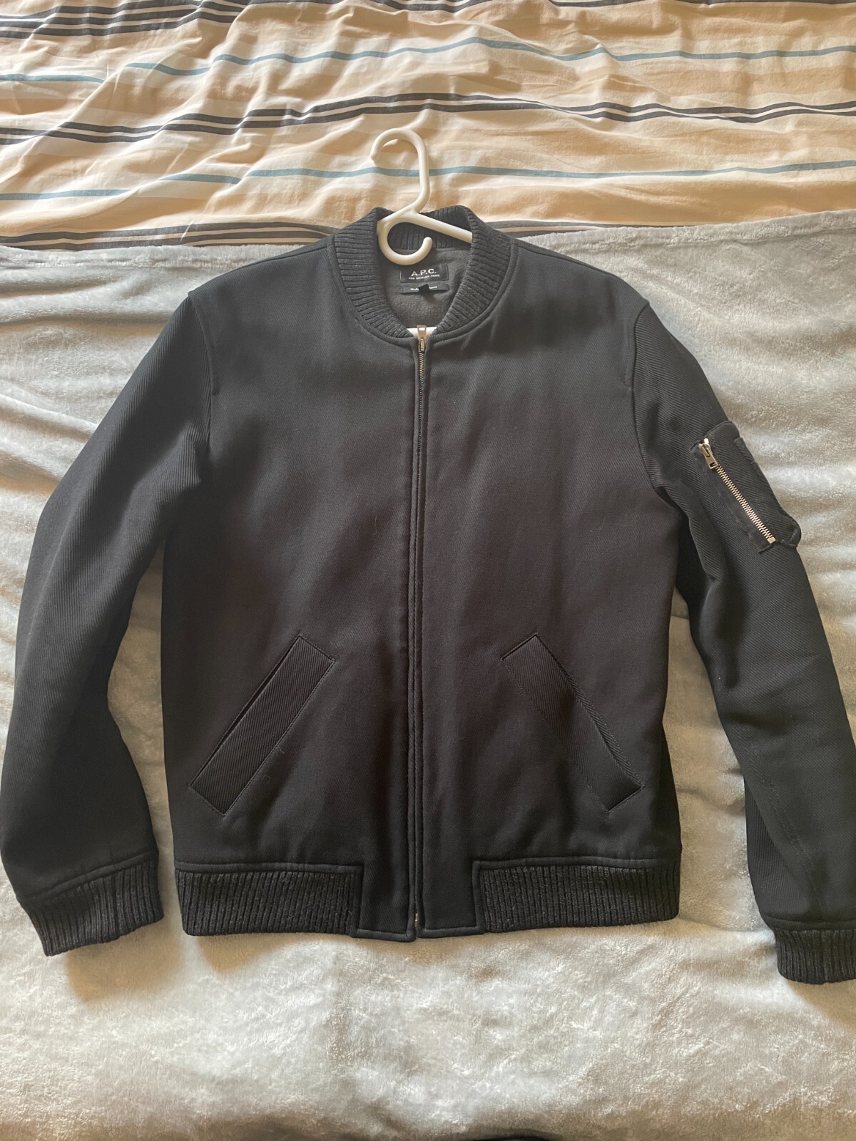 APC A.P.C. BLACK BOMBER JACKET MEN'S MEDIUM! RIBBED COTTON APC A.P.C. BLACK BOMBER JACKET MEN'S MEDIUM! RIBBED COTTON