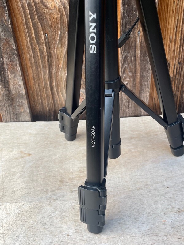Sony Tripod VCT-50AV Handycam Tripod with Remote for Camcorder
