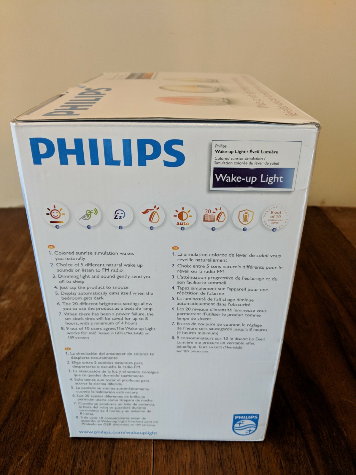 Philips HF3520/60 Wake-Up Light With Colored Sunrise Simulation - White  used