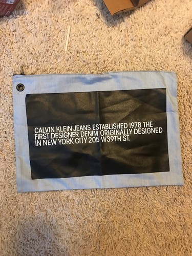 Calvin Klein Jeans EST.1978 landscape New York Car bag Raf S