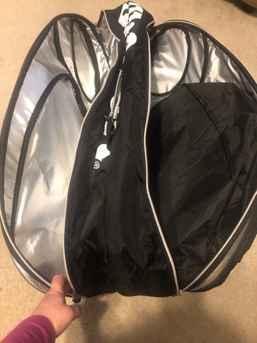 New With Tags Wilson Tour 9 pack Tennis Bag with shoulder straps
