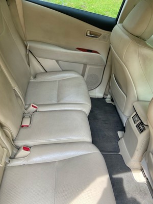 image 4 of interior
