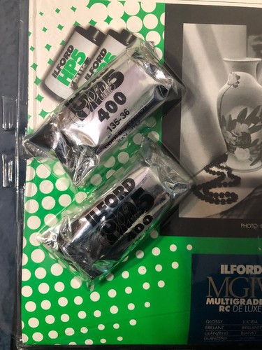 Ilford B&W Glossy Paper 25 sheets & Film ValuePak