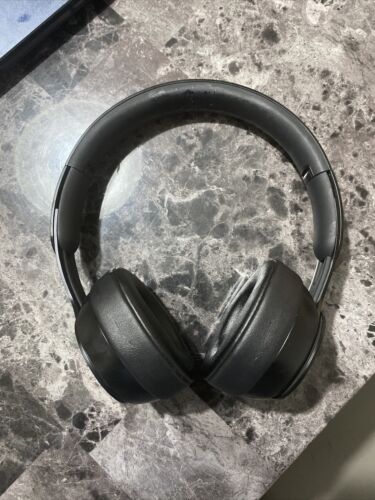 Beats by dr Dre Beats Mixr David Guetta on ear headphone Beats by dr Dre Beats Mixr David Guetta on ear headphone