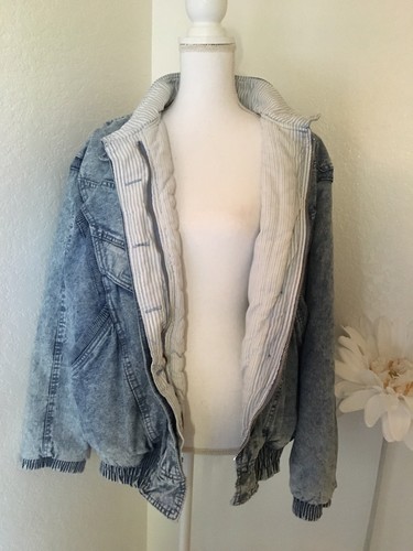 VIntage 90s  Acid Wash Oversized Denim Jacket Hip Hop New Wave Medium