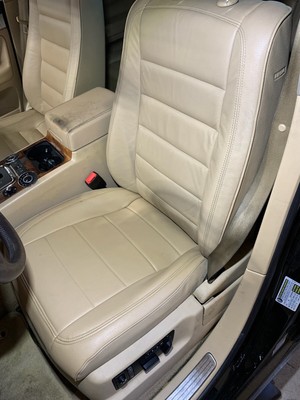 image 6 of interior