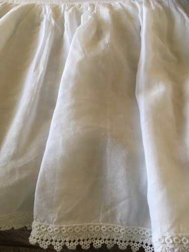 Pottery Barn teen Double ruffled White bedskirt full size Embroidered Edge