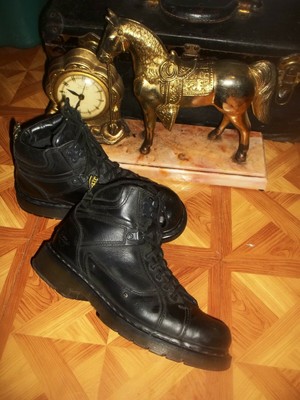 dr martens chukka safety boots