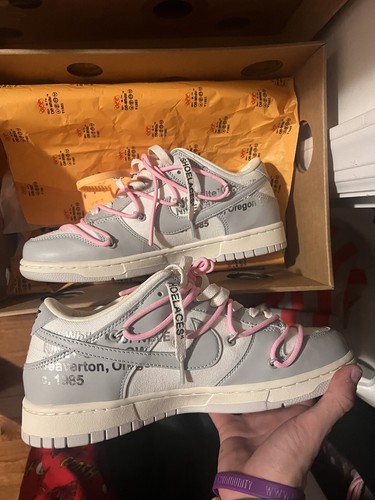 Size 9 - Nike Dunk Low x Off-White Lot 09 of 50 2021 Size 9 - Nike Dunk Low x Off-White Lot 09 of 50 2021