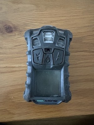 MSA Altair 4XR Multi-Gas Detector with Charger Complete Set